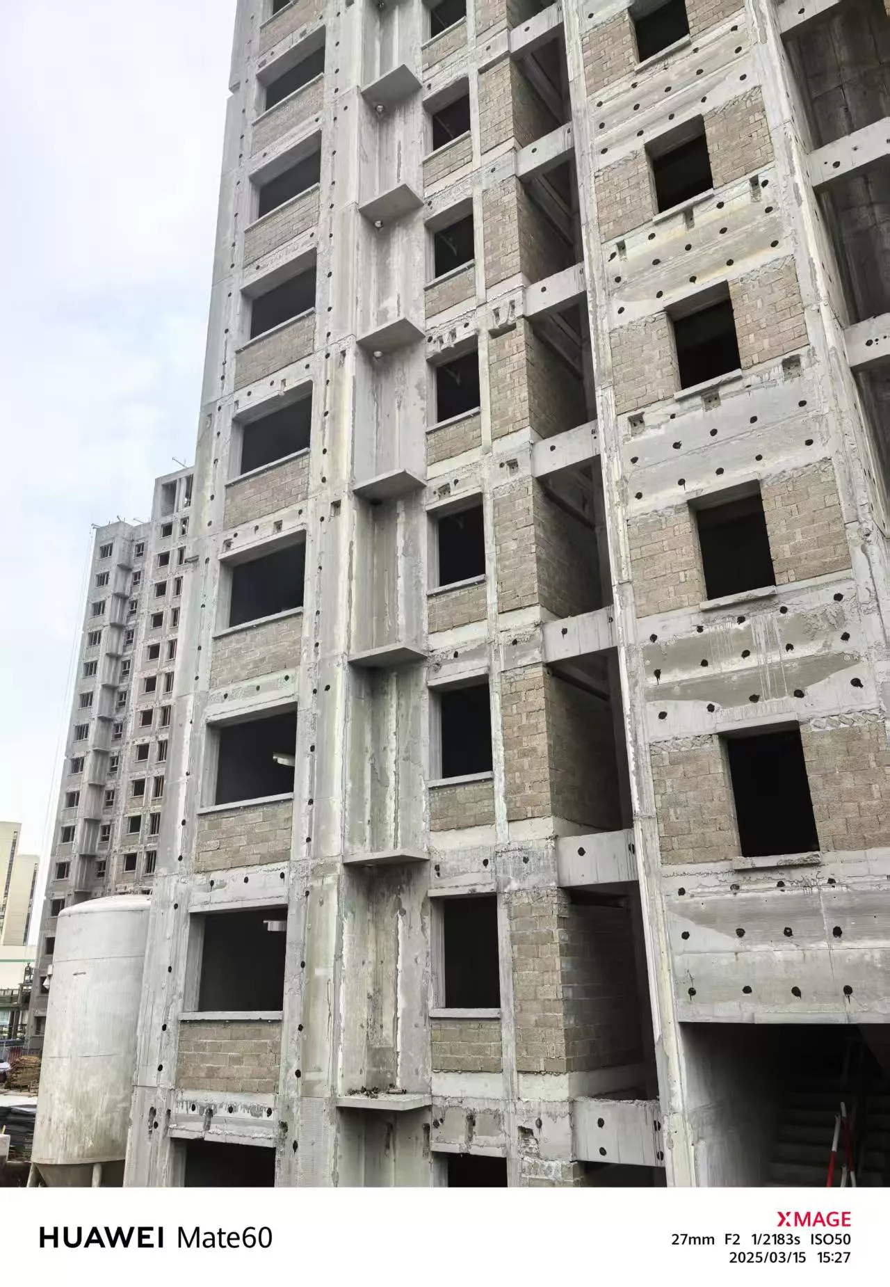 水泥砖工程案例西安市阎良区罗家安置区项目