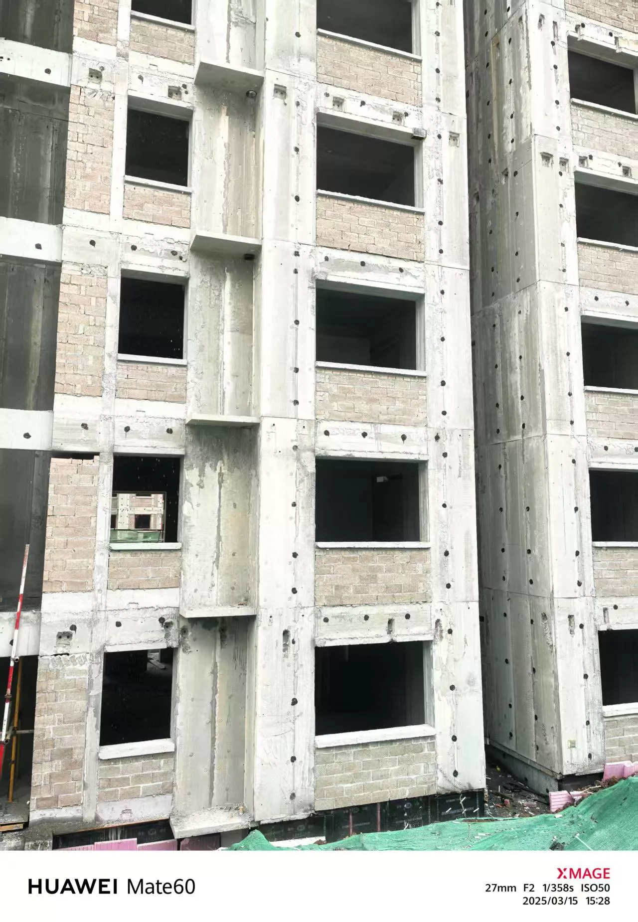 水泥砖工程案例西安市阎良区罗家安置区项目
